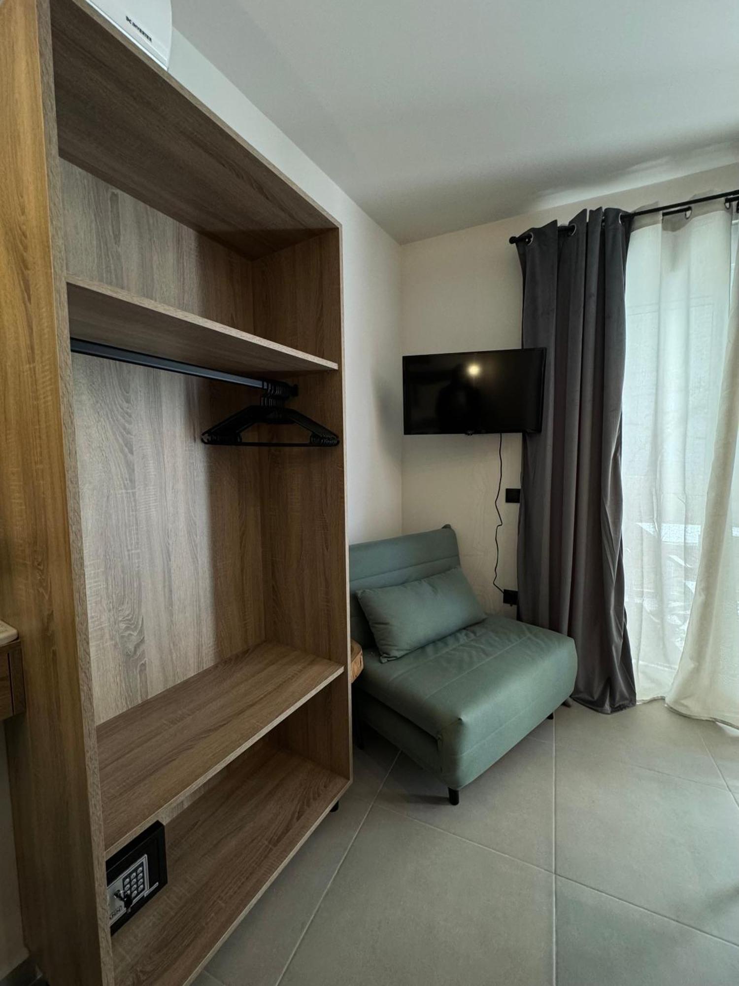 Bay View Apartment Faliraki Exterior photo